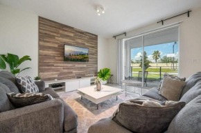 Superb Spacious Condo Prime Resort